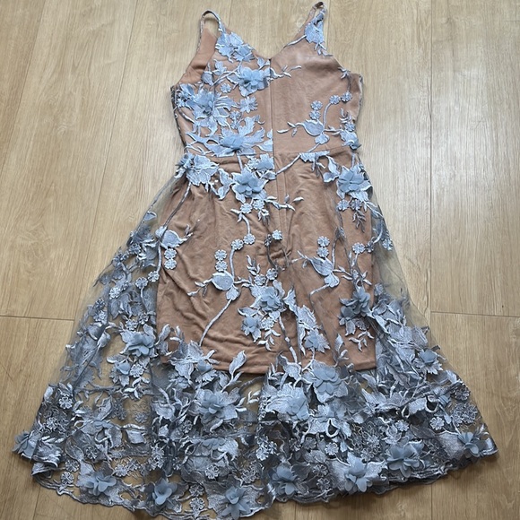 Dress the Population Audrey Floral Midi dress, size large 1336 - Picture 5 of 8